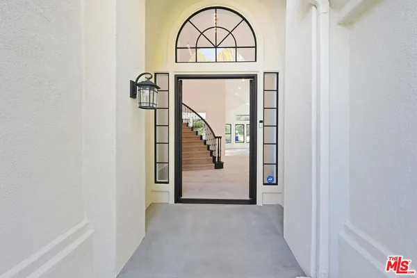 $2,690,000 | 5566 Spring Hill Court, Westlake Village, CA 91362