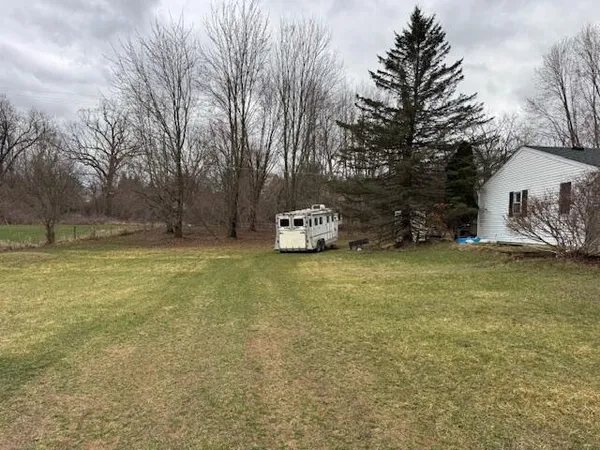 $359,900 | 1877 Dutcher Road, Howell, MI 48843