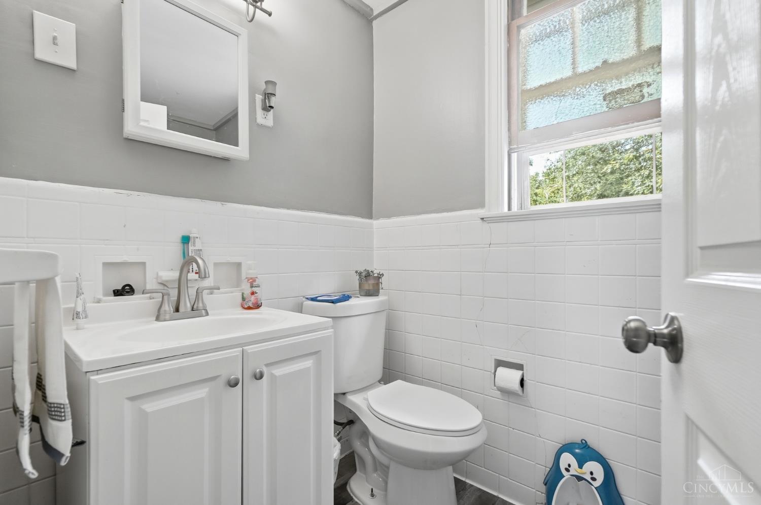 4615 Mayhew Avenue Cincinnati, OH 45238 - Photo 20 of 35