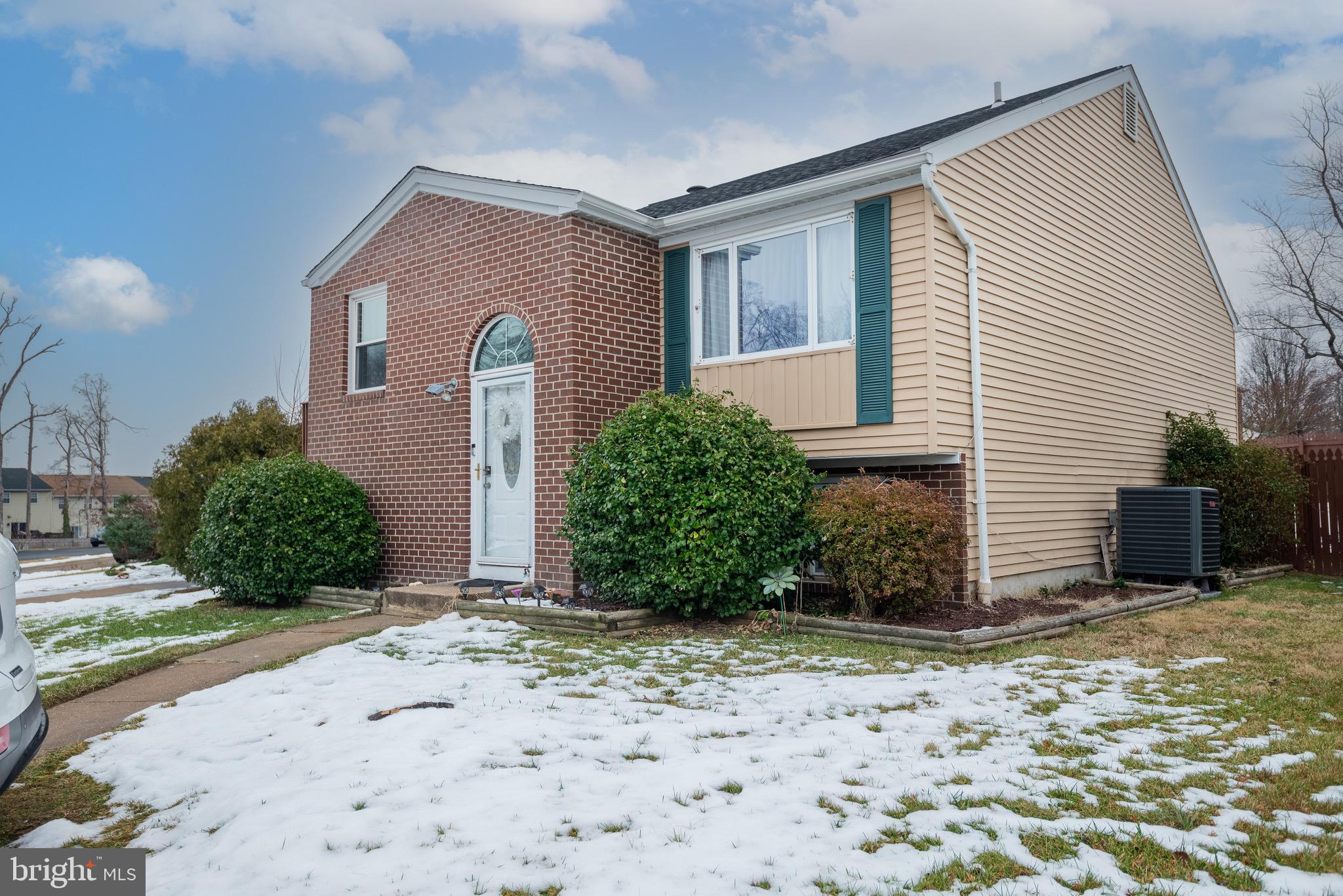 7 Barletta Court Rosedale, MD 21237 - Photo 3 of 30 Gallery Image 3