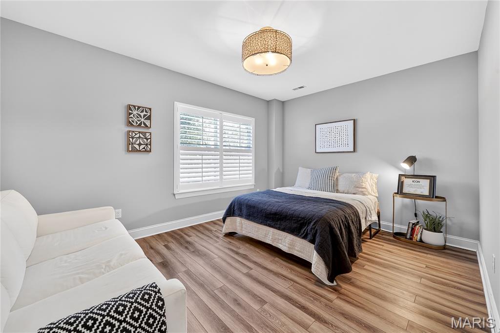 956 Ridgepointe Pl Circle Lake St. Louis, MO 63367 - Photo 18 of 24