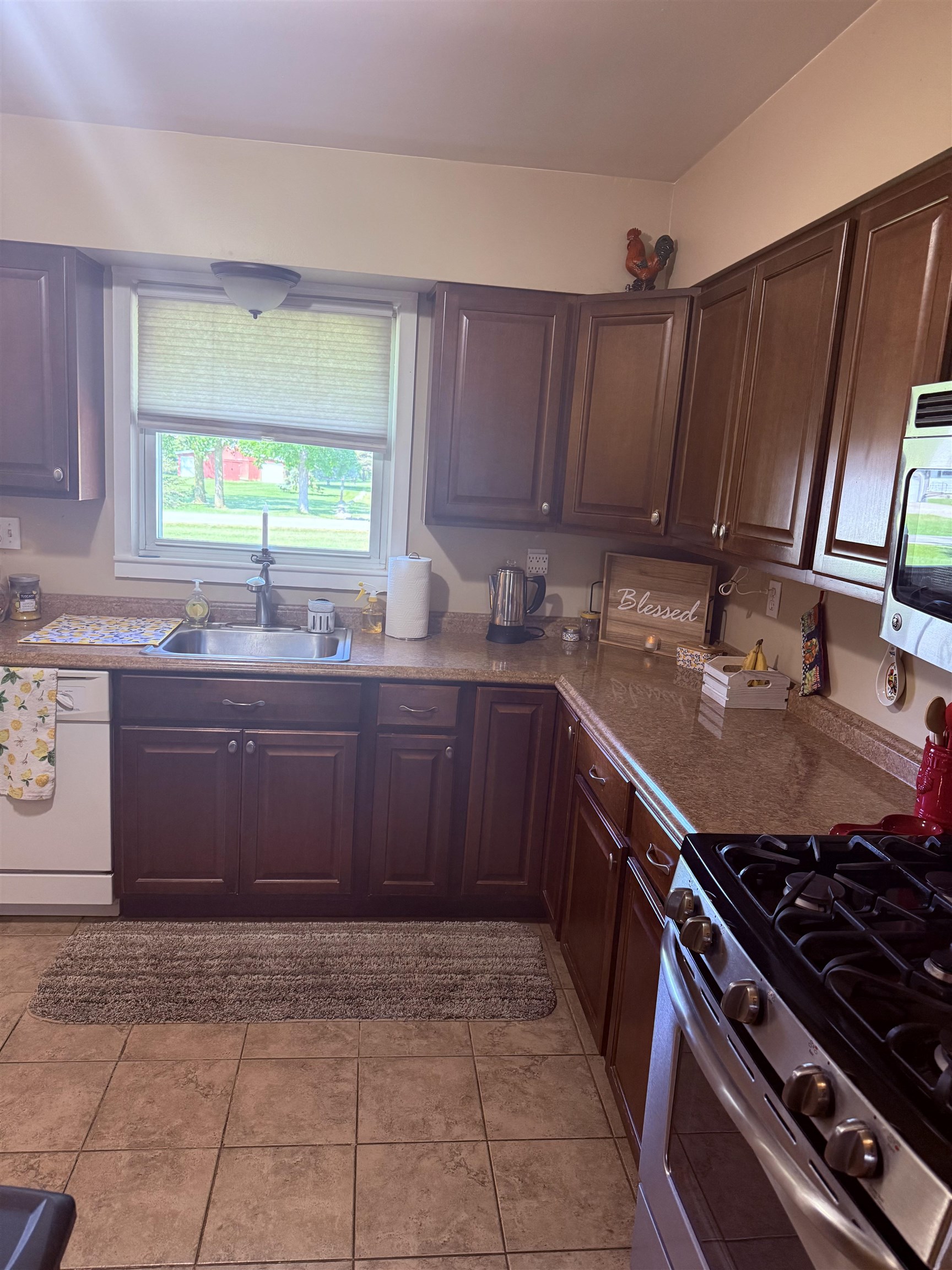 2041 Vandecarr Road Owosso, MI 48867 - Photo 7 of 17