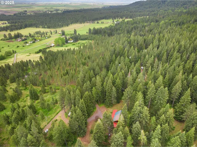 a view of a lake with a yard