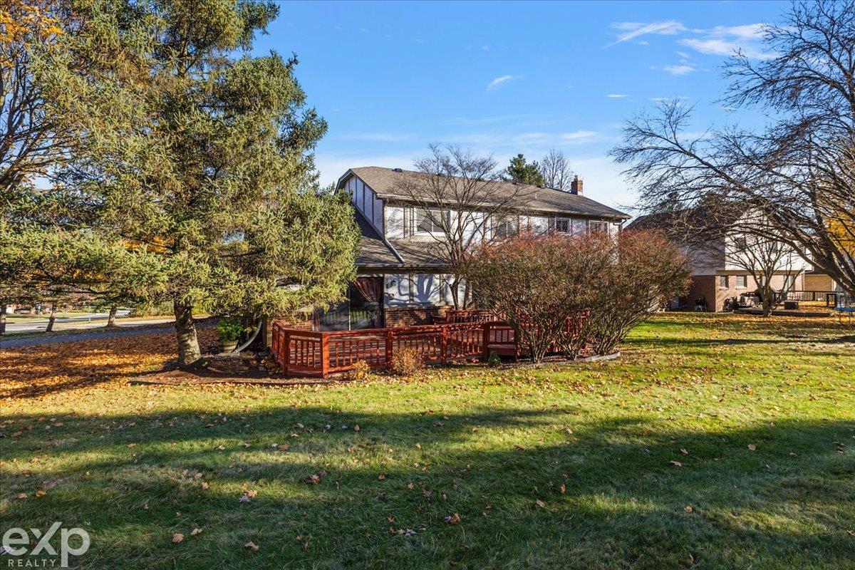 1579 Lomas Verdes Rochester Hills, MI 48306 - Photo 7 of 64