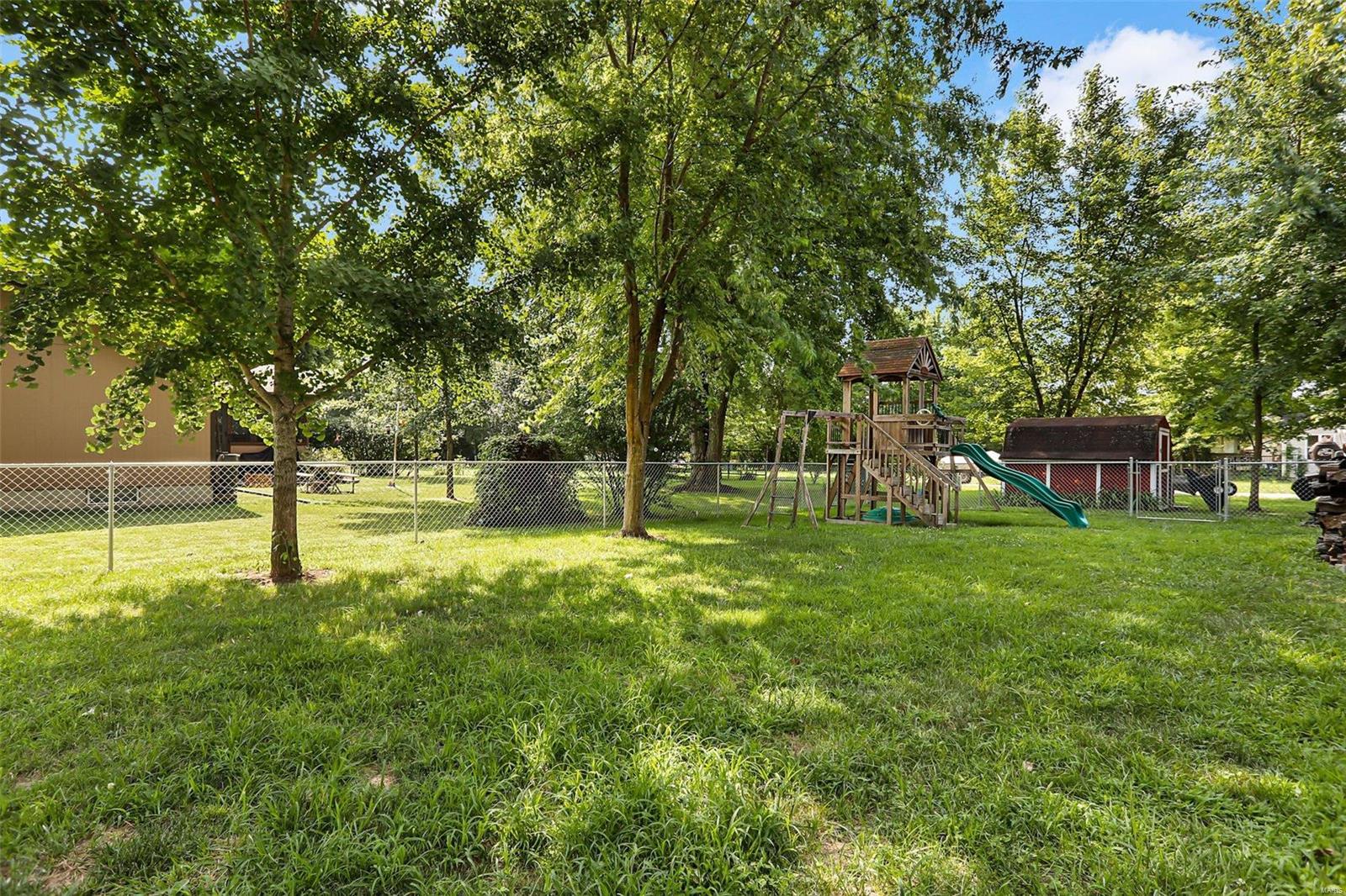 736 Riviera Circle Edwardsville, IL 62025 - Photo 28 of 30 Gallery Image 28