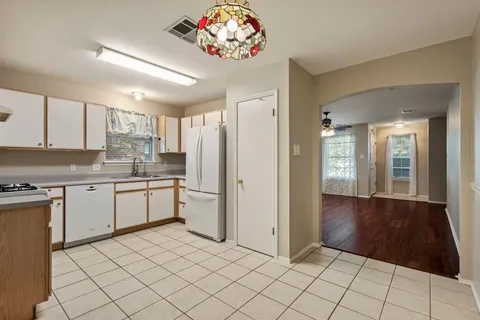 $299,000 | 1517 Sedbury Way, Cedar Park, TX 78613