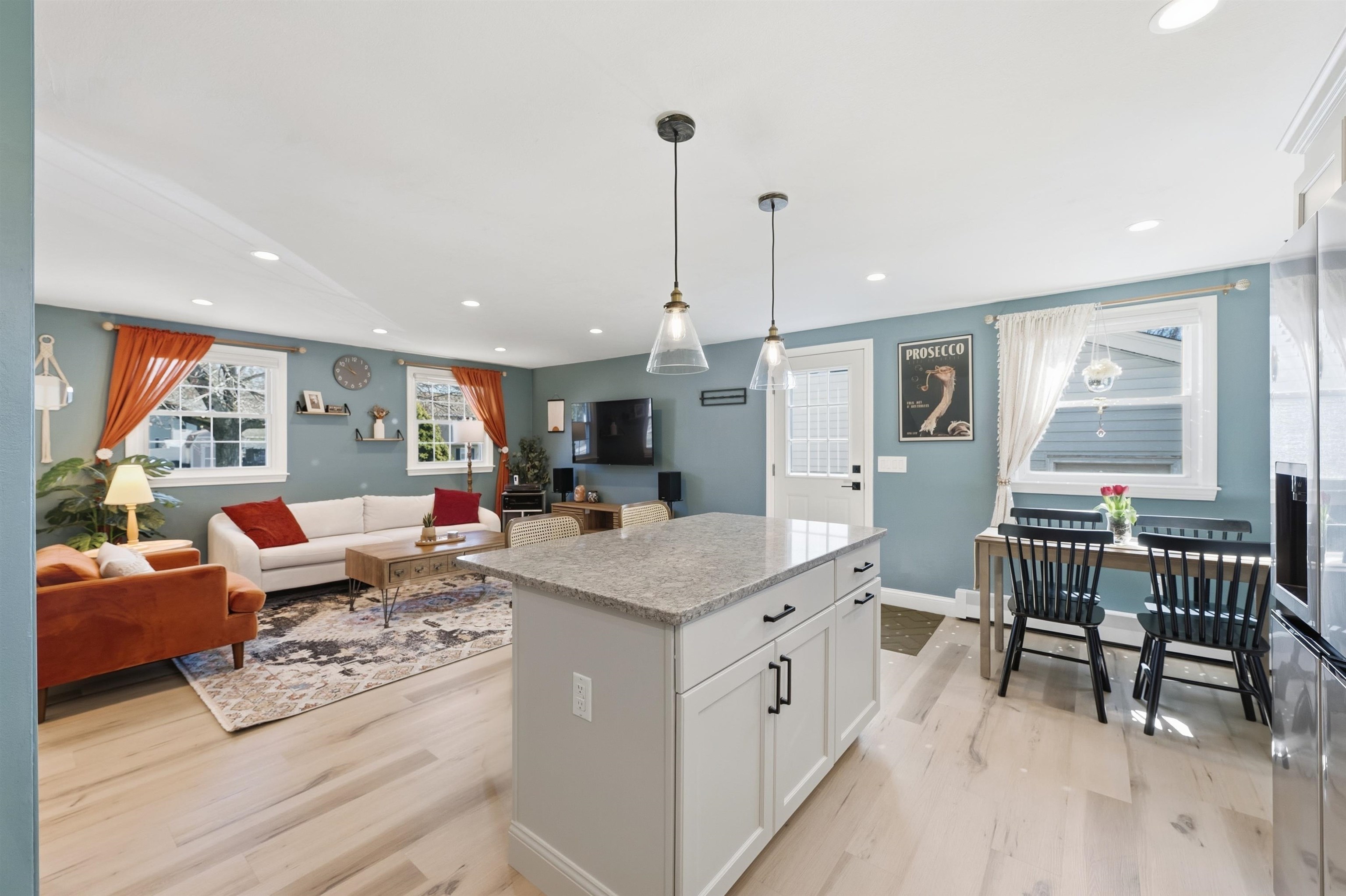 15 Clay Street Merrimack, NH 03054 - Photo 8 of 35