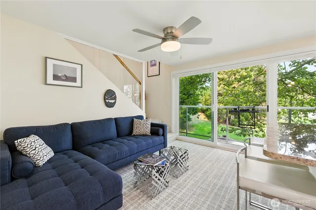 $649,950 | 1810 43rd Avenue East, Unit 203, Seattle, WA 98112