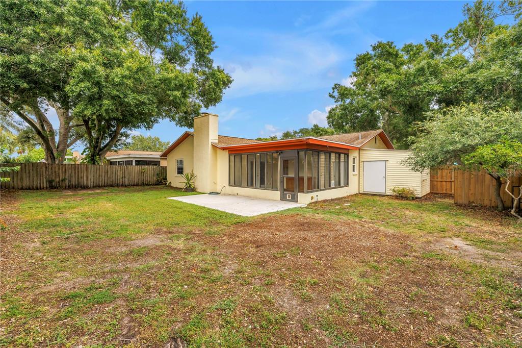 12220 Wild Acres Road Largo, FL 33773 - Photo 3 of 33