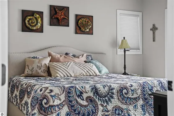 $895,000 | 609 Lake Shore Drive, Cadillac, MI 49601