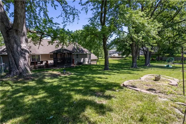 $424,900 | 13500 Brookwood Way, St. Joseph, MO 64505