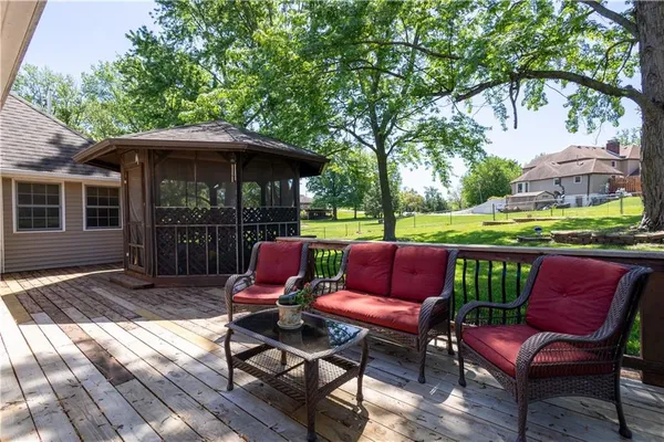 $424,900 | 13500 Brookwood Way, St. Joseph, MO 64505