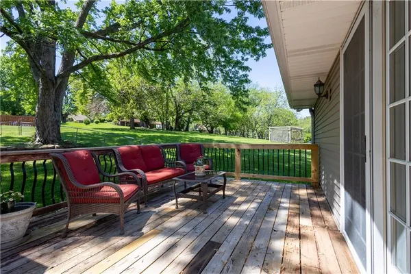 $424,900 | 13500 Brookwood Way, St. Joseph, MO 64505