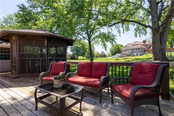 $424,900 | 13500 Brookwood Way, St. Joseph, MO 64505