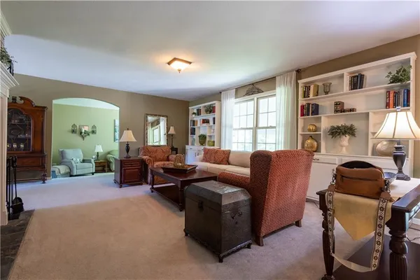 $424,900 | 13500 Brookwood Way, St. Joseph, MO 64505