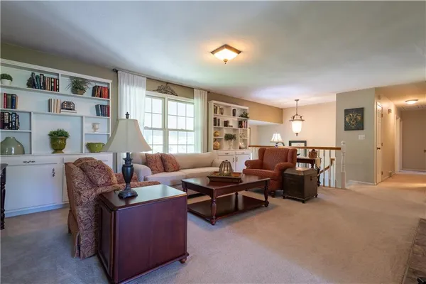 $424,900 | 13500 Brookwood Way, St. Joseph, MO 64505