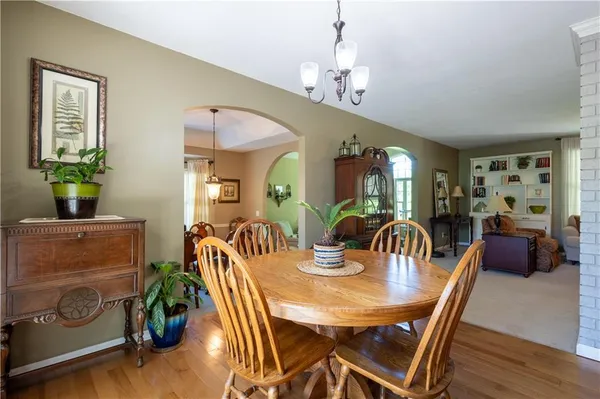 $424,900 | 13500 Brookwood Way, St. Joseph, MO 64505