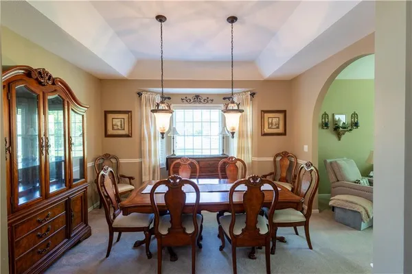 $424,900 | 13500 Brookwood Way, St. Joseph, MO 64505