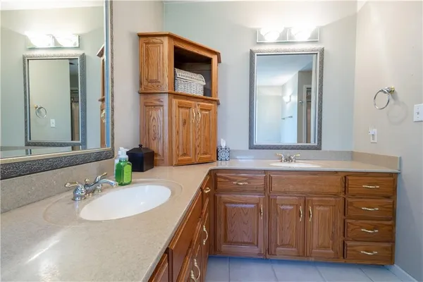 $424,900 | 13500 Brookwood Way, St. Joseph, MO 64505