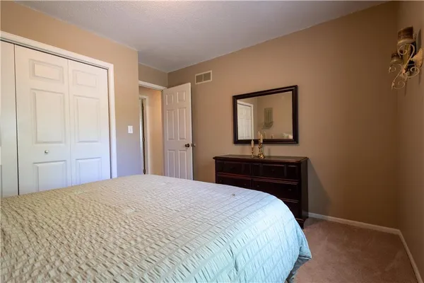 $424,900 | 13500 Brookwood Way, St. Joseph, MO 64505