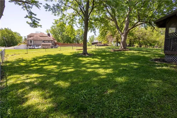 $424,900 | 13500 Brookwood Way, St. Joseph, MO 64505