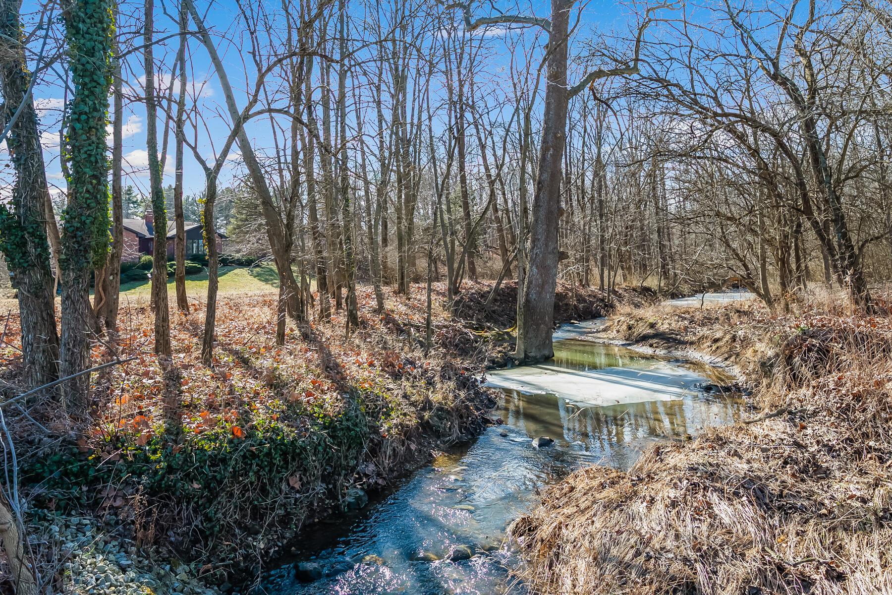 7753 Merchant Road Powell, OH 43065 - Photo 17 of 58 17-web-or-mls-7753 Merchant Rd-117
