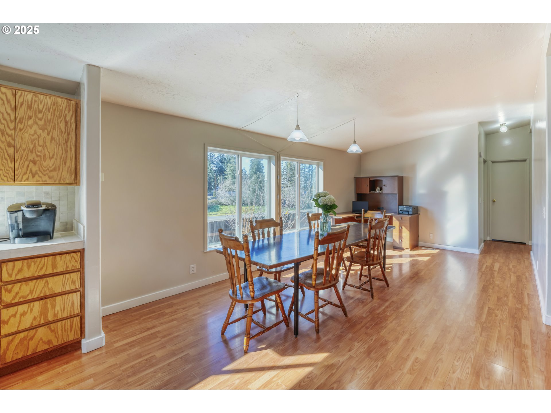 902 South 59th Street Springfield, OR 97478 - Photo 14 of 47
