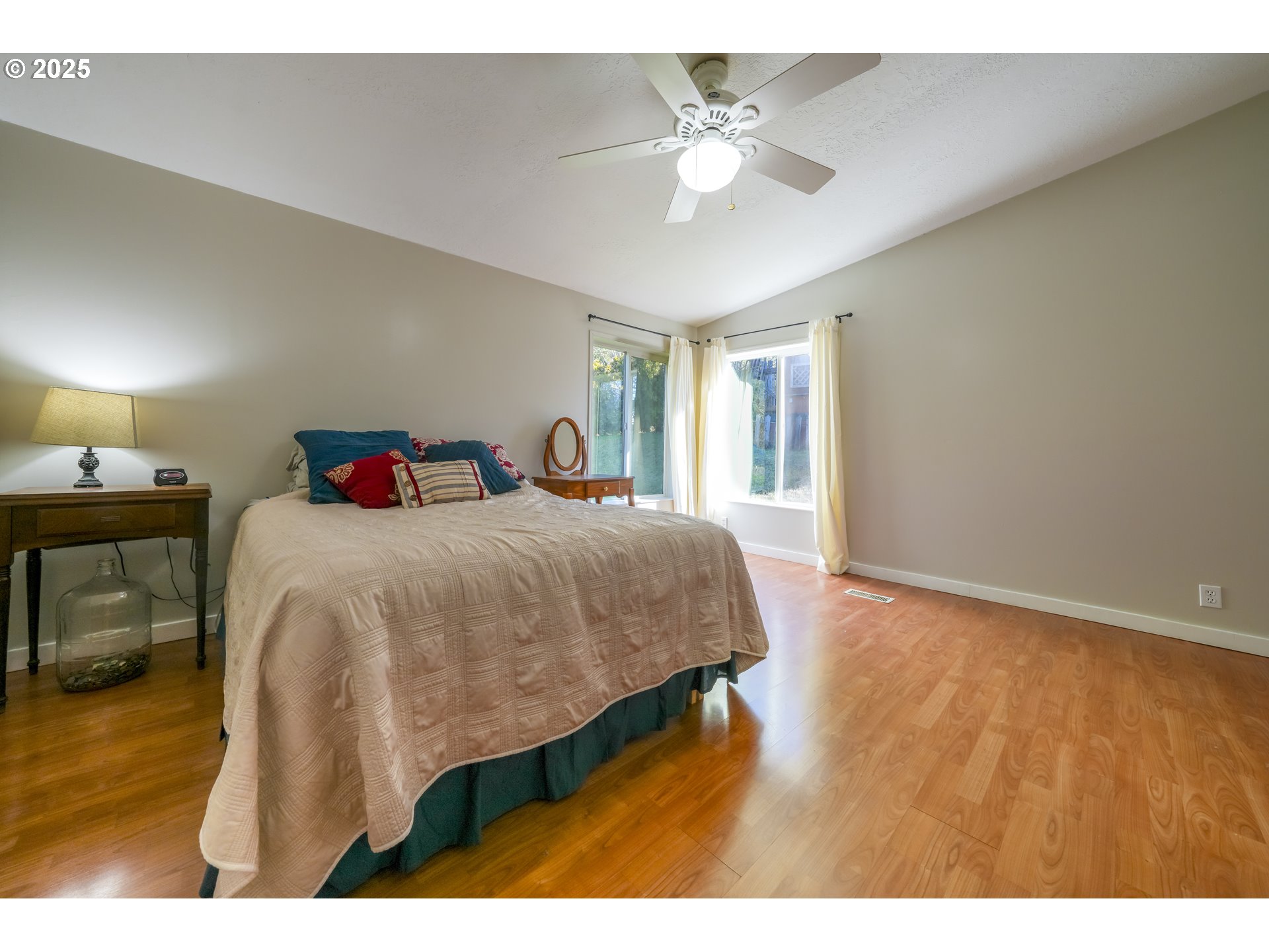 902 South 59th Street Springfield, OR 97478 - Photo 21 of 47