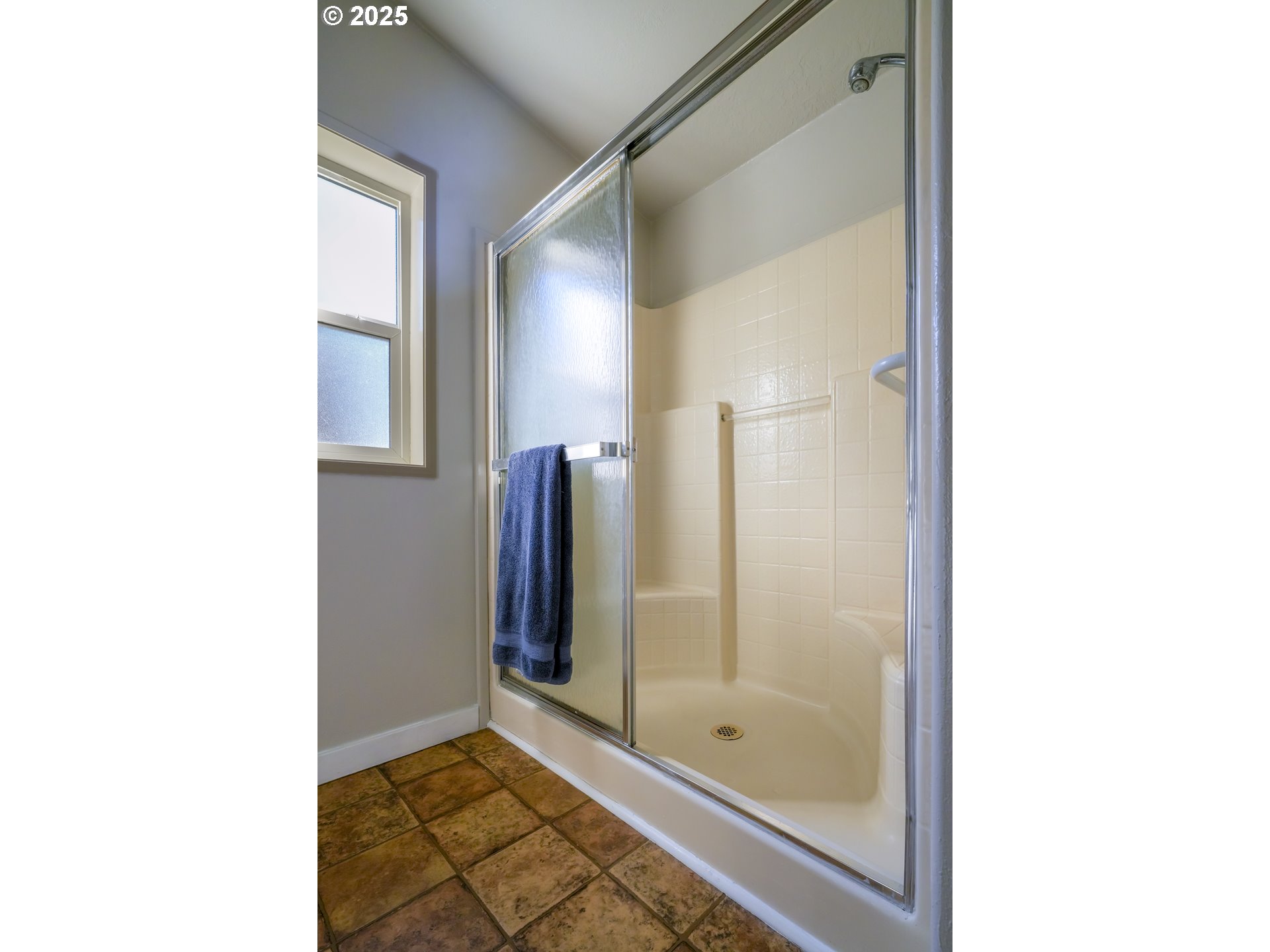 902 South 59th Street Springfield, OR 97478 - Photo 26 of 47