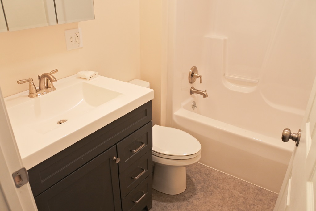 85 Hansen Drive, Unit 5 West Rutland, VT 05777 - Photo 18 of 39 Gallery Image 18
