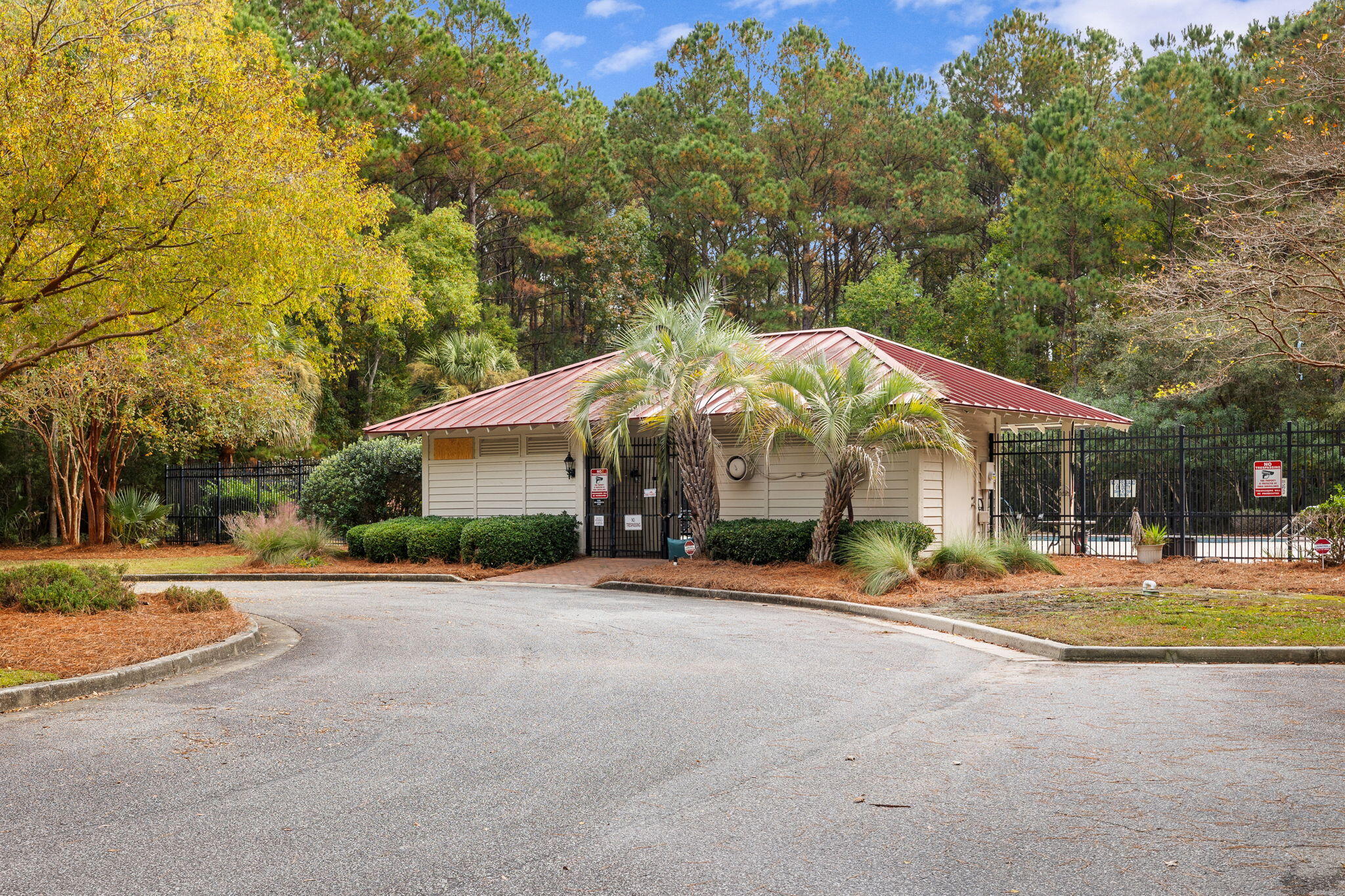 473 Woodspring Road Mount Pleasant, SC 29466 - Photo 38 of 41 Community Pool House