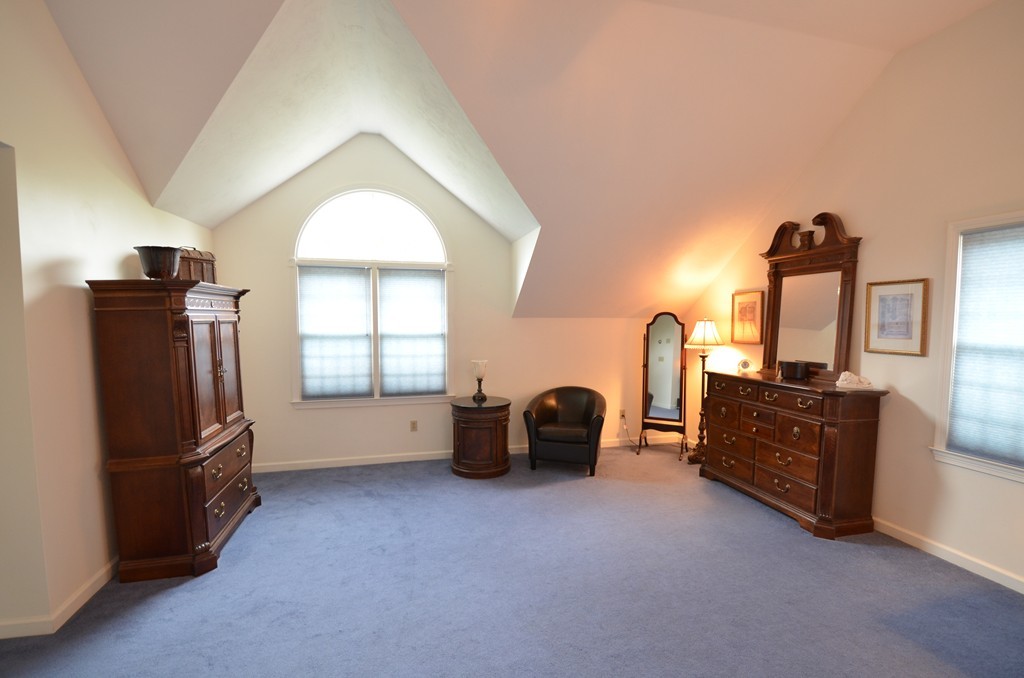 155 Autumn Road Wrentham, MA 02093 - Photo 14 of 30