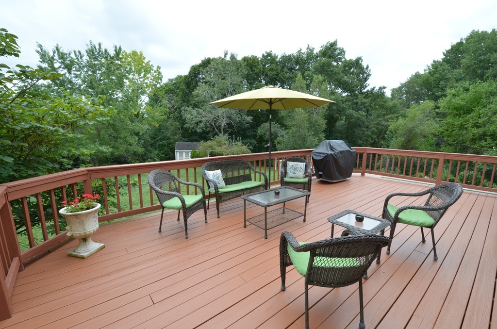 155 Autumn Road Wrentham, MA 02093 - Photo 23 of 30