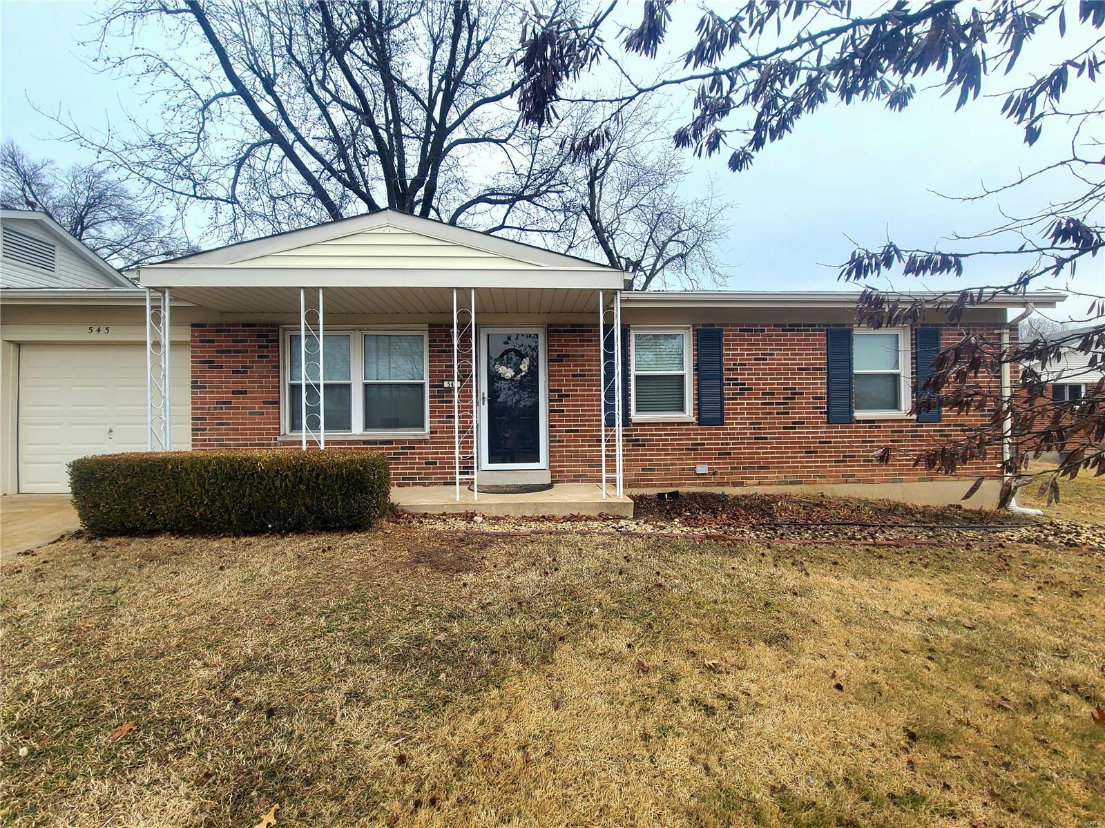 545 Lind Road St. Louis, MO 63125 - Photo 3 of 43