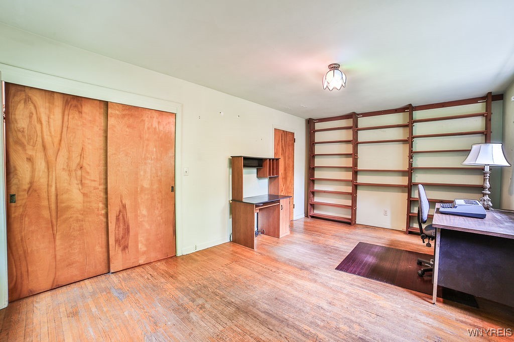 425 Tryon Drive Lewiston, NY 14092 - Photo 21 of 32