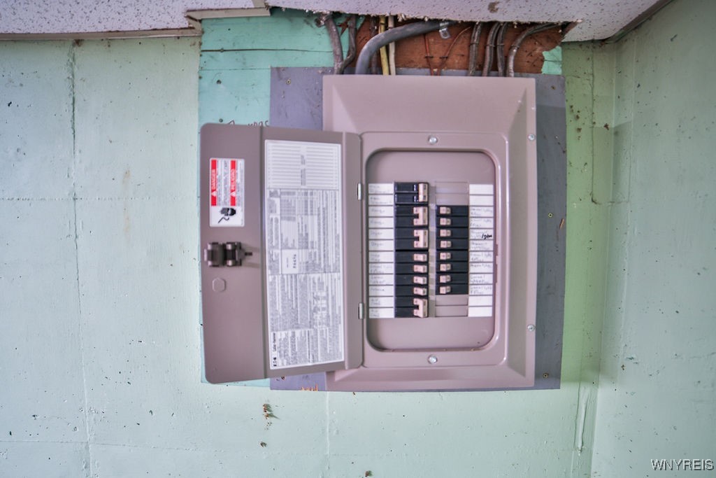 425 Tryon Drive Lewiston, NY 14092 - Photo 29 of 32