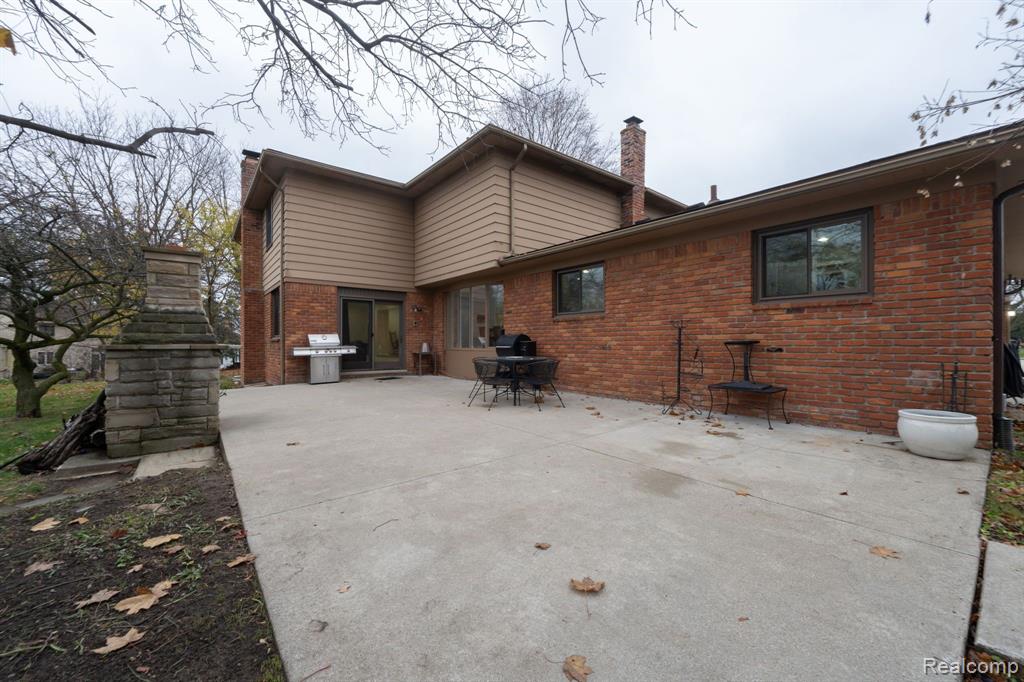 982 Langley Road Rochester Hills, MI 48309 - Photo 37 of 45