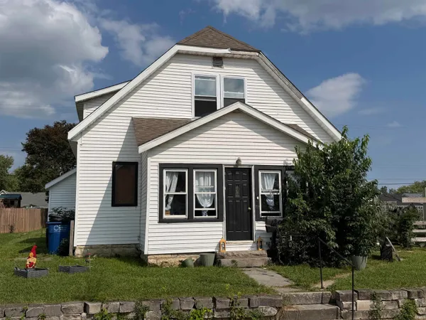 $1,934,000 | 712 I Street, Bedford, IN 47421