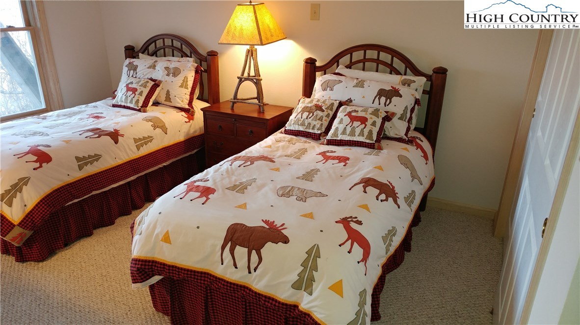 120 Hawthorne Road Beech Mountain, NC 28604 - Photo 22 of 46 Gallery Image 22