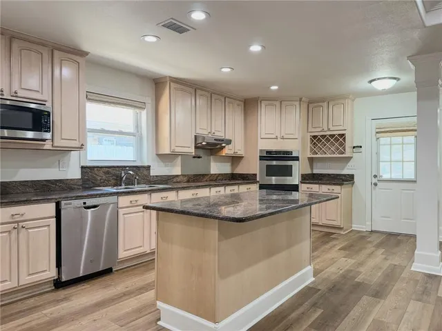 $285,000 | 1904 Hall Avenue, Metairie, LA 70003