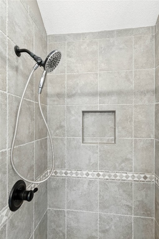 100 Davis Court Thorndale, TX 76577 - Photo 17 of 39 a bathroom with a shower