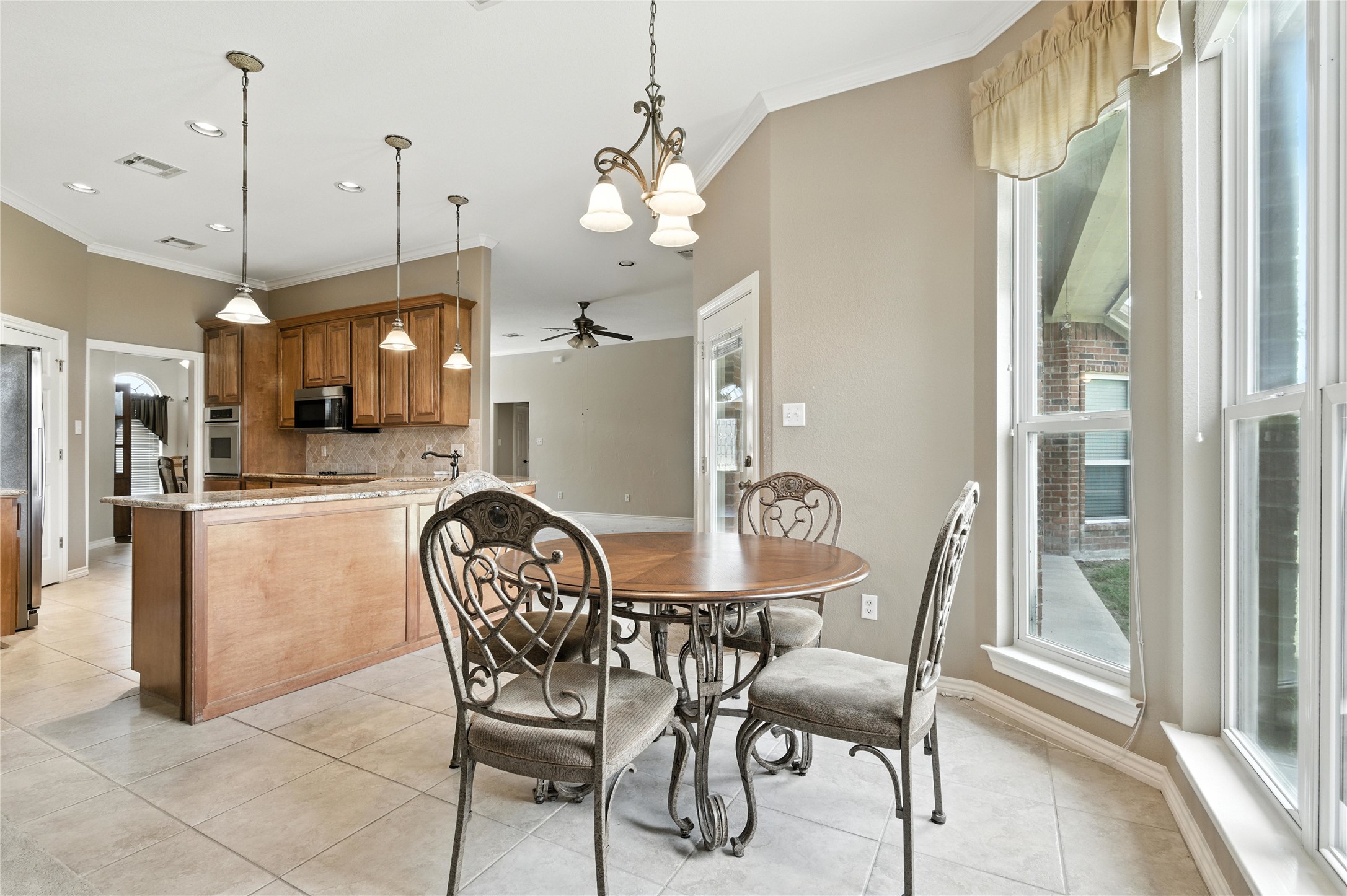 100 Davis Court Thorndale, TX 76577 - Photo 26 of 39 Great place to drink coffee or read.