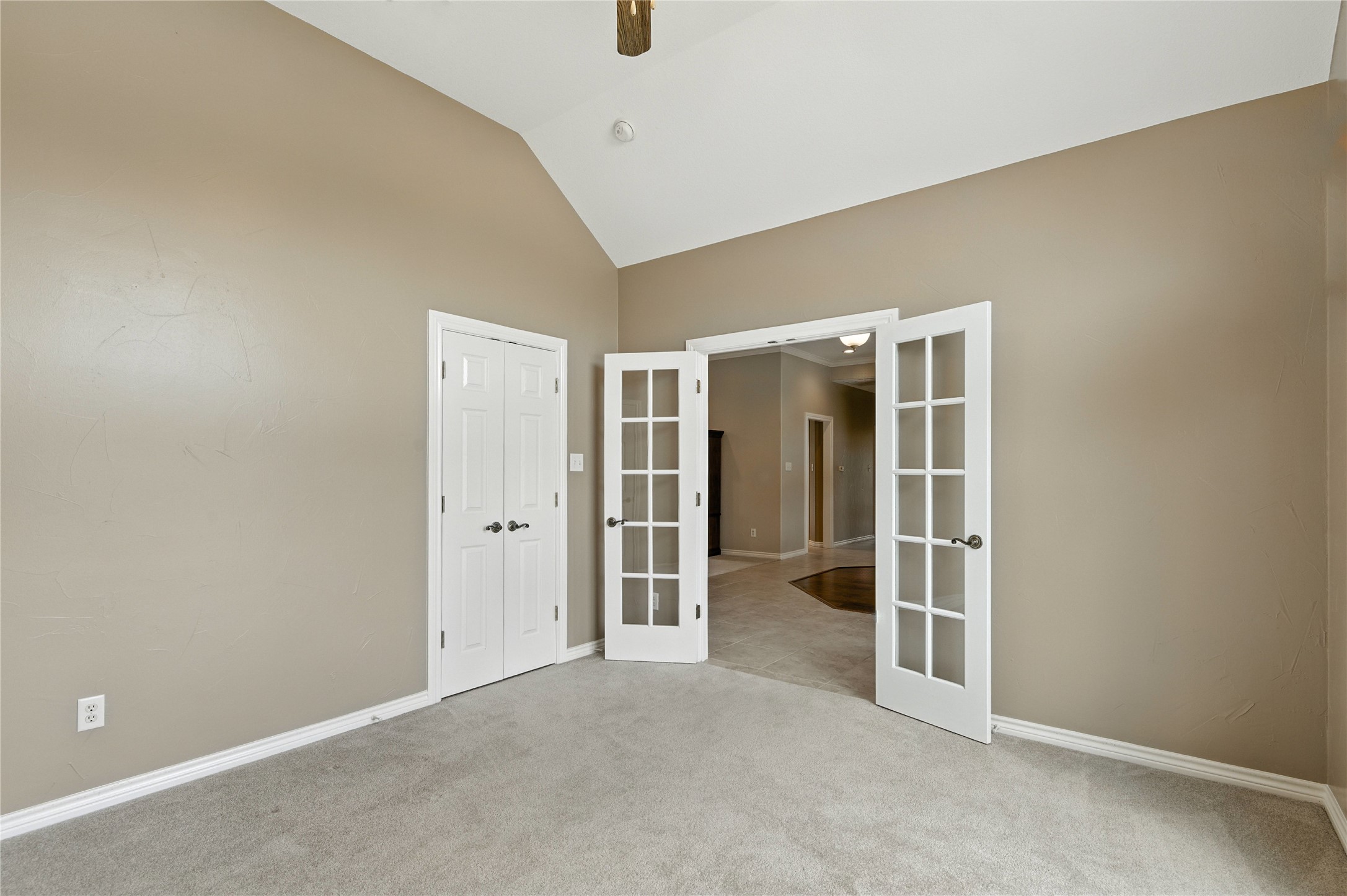 100 Davis Court Thorndale, TX 76577 - Photo 8 of 39 Can easily be converted to a 4th bedroom if desired.