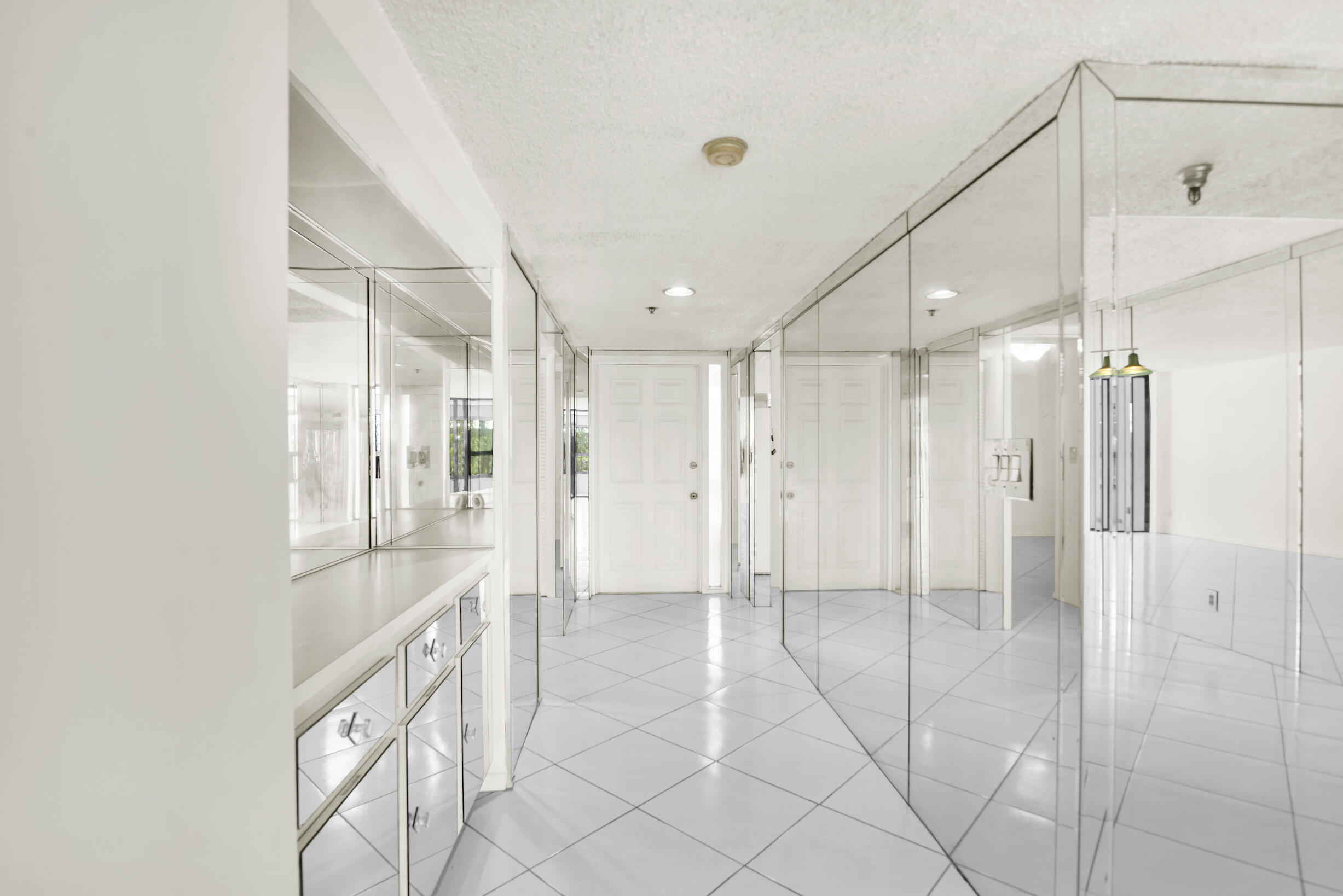 6320 Boca Del Mar Drive, Unit 202 Boca Raton, FL 33433 - Photo 5 of 26 foyer