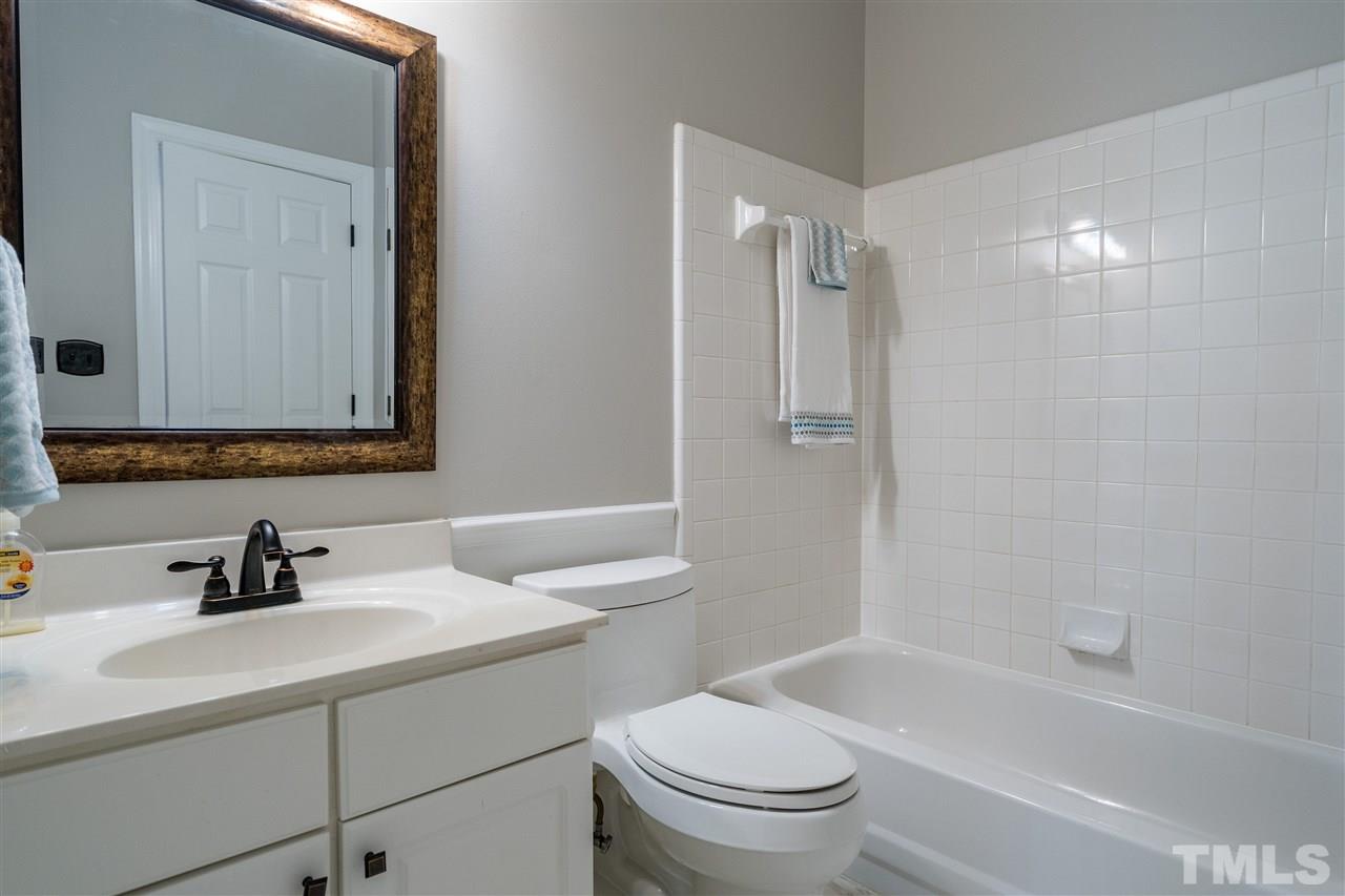 8512 Bluff Pointe Court Raleigh, NC 27615 - Photo 14 of 30 Gallery Image 14