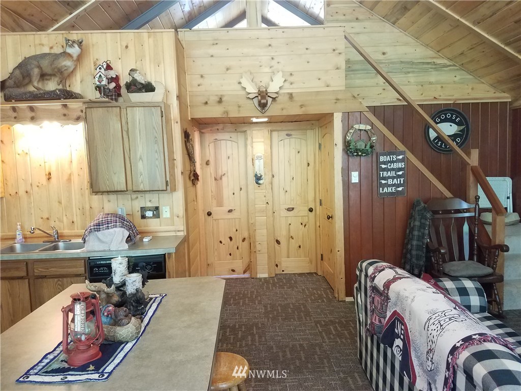 20 East Shetland Road Shelton, WA 98584 - Photo 3 of 25 Gallery Image 3