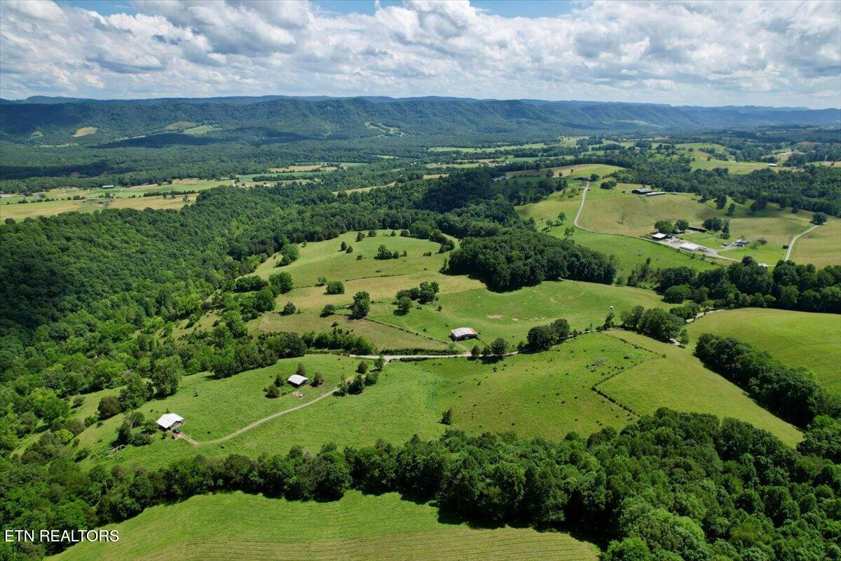 187 Van Huss Road Rose Hill, VA 24281 - Photo 43 of 44 41-DJI_0686