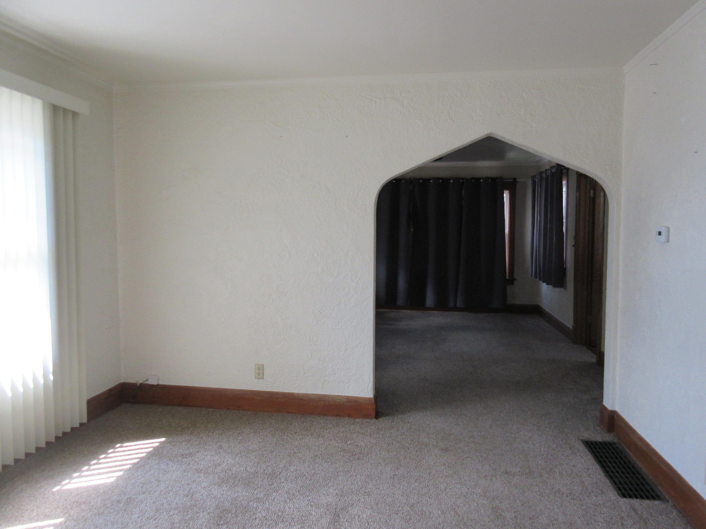 2615 Taylor Avenue, Unit UPPR Racine, WI 53403 - Photo 7 of 25 IMG_5127