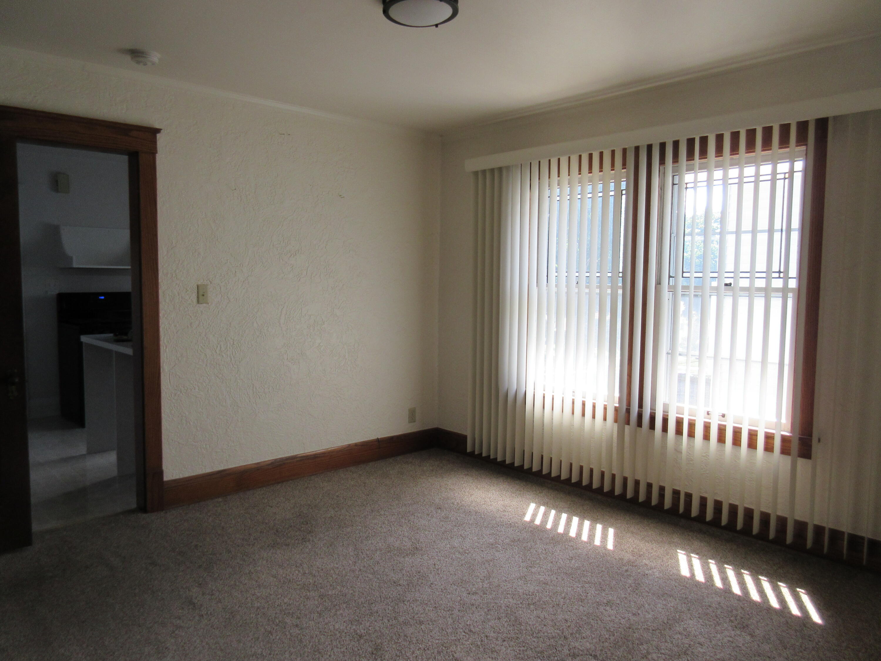 2615 Taylor Avenue, Unit UPPR Racine, WI 53403 - Photo 8 of 25 IMG_5128