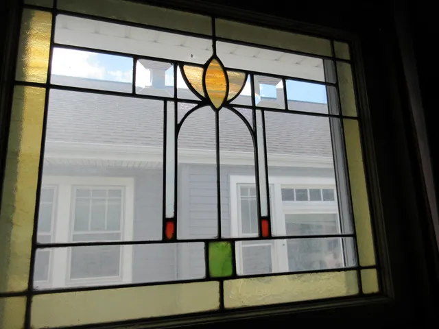 $1,395 | 2615 Taylor Avenue, Unit UPPR, Racine, WI 53403